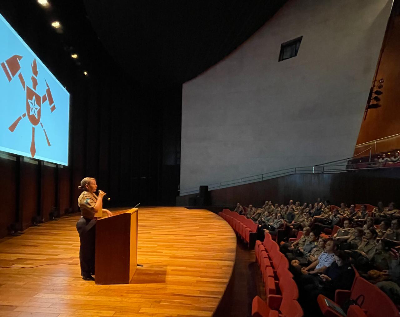 Jornada Científica encerra curso de atualização em odontologia