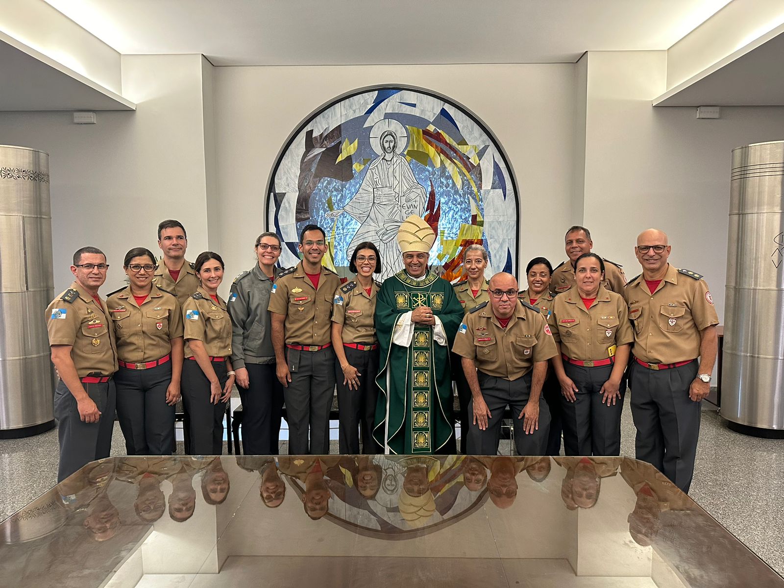 Delegação do CBMERJ participa de peregrinação ao Santuário Nacional de Nossa Senhora Aparecida