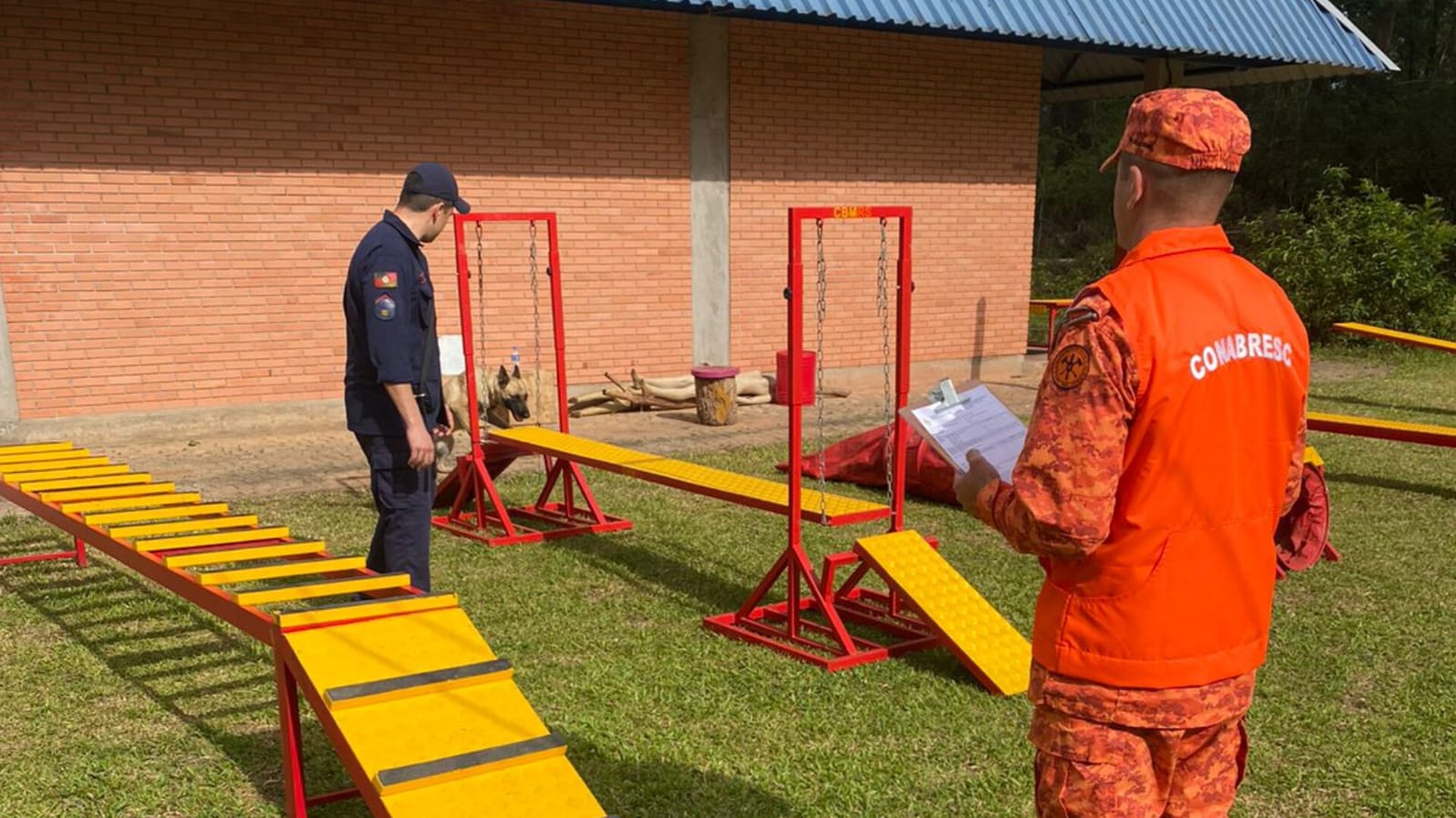 Corpo de Bombeiros RJ participa de Certificação Nacional de Cães no Rio Grande do Sul